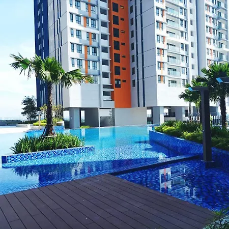 Trio Luxury Suites Klang Exterior photo